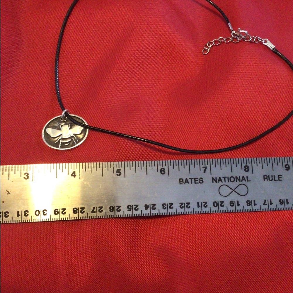 925 Bumblebee design unisex pendant - Picture 4 of 4